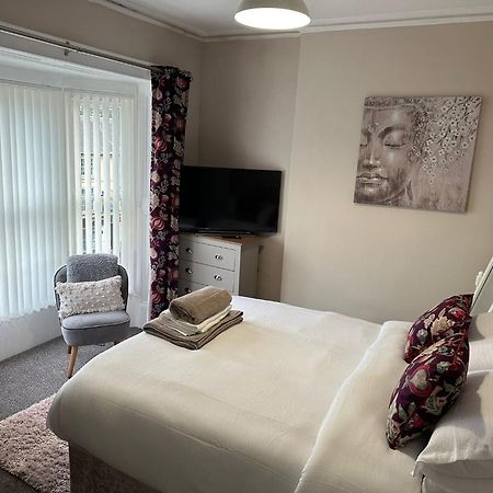 3 Bed Cozy Antrim Apartment With Great Views Buitenkant foto